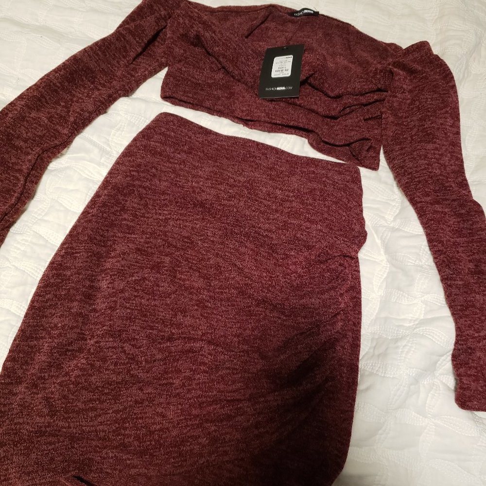 Off Shoulder Burgundy Skirt Set